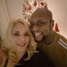 How to make a flower pot in Disney Dreamlight Valley?