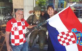 Sta se sa njim desilo kada je presao na rts, nije mi jasno. Nitko Nam Nije Prijetio Zbog Prijenosa Hrvatske A Ne Navijamo Za Vatrene Ni Protiv Njih Vecernji Hr