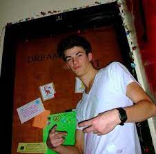 Grant S Elon University Days Grant Gustin The Flash Grant Gustin Gustin