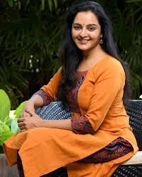 Contact manju warrier on messenger. Manju Warrier Wallpapers Wallpaper Cave