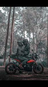 Cute couple poses for adorable pics with your main squeeze. Bike Rider Couple Wallpapers Posted By Sarah Simpson