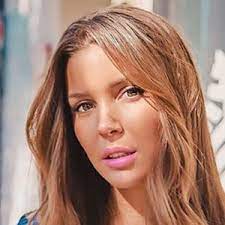 Tres hermosas y simpatcas chicas , danae vergara , catalina vallejos y muriel martin haran de las suyas este verano 2014 en. Catalina Vallejos Bio Family Trivia Famous Birthdays
