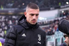 The azzurri's defense featured the center back duo of giorgio chiellini and leonardo bonucci, whilst their juventus teammate merih demiral started for the turkish national team. Juventus Turin Merih Demiral Zieht Juve Abgang In Betracht
