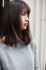 ミディアムとロングの違いは 差を見極めて似合うスタイルを発見しよ hair ミディアムロング 夏 髪型 ヘアスタイル