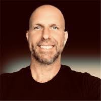 Chris Barnhart's Instagram, Twitter & Facebook