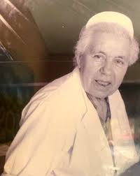 La Norma" Questa donna di Villa Campanile, dal nome lirico, è stata parte  piena della mia bella fanciullezza, l'occhio vigile, la battuta pronta e  assai efficace, l'accento marcato toscano, un occhio al