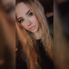 How to get purple seating for Rapunzel's glowing up quest?