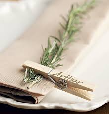 Rosemary Place Setting So Simply To Do But Beautifully Chic Deko Ideen Partydekoration Ideen Fur Die Hochzeit