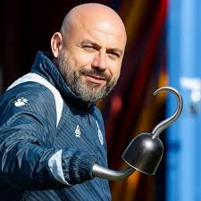 Chicharrón wanted a pic with 2 legends from Buena Park 🫡🫡🫡 Ramon  Calencia Angelos WP