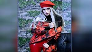 Danny rich saloon f10 axis atrium, jalan cahaya, taman cahaya ampang. Ezlynn Sanggup Berhabis Demi Rambut Palsu