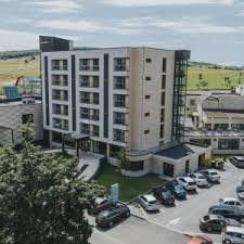 Maybe you would like to learn more about one of these? Hotel President Business Baile Felix