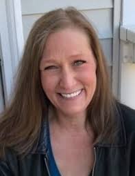 Leanne Henley's Instagram, Twitter & Facebook