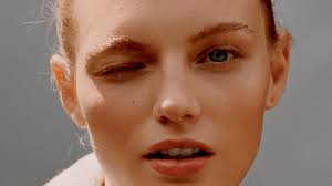 Fran Summers channels Sloane-y chic