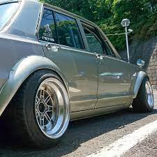 gc10 skylineさんはinstagramを利用しています drifthakosuka hakosukadrift hakosuka gc10 gc10 ハコスカ ボロスカ セミワークスの会 セミワークス タイヤの内側が減ってた 組み替えしよっ ハコスカ ケンメリgtr グラチャン