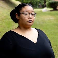 Nicole Blackmon's Instagram, Twitter & Facebook