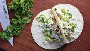 Smoked paprika, fresh lime juice, roma tomatoes, cumin, cayenne pepper and 10 more. Recipe Smoked Fish Tacos With Chipotle Slaw