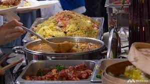 Food service workers serve customers in fine dining restaurants, fast food establishments, cafeterias, bars, convenient stores and hotels. What S Being Done To Keep Your Catered Food Safe Cna