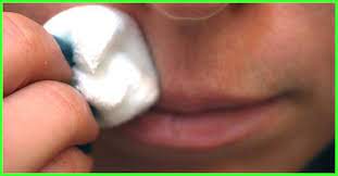 Jun 22, 2021 · in a bowl, mix 1 teaspoon of rose water and ½ teaspoon of honey. How To Lighten Dark Lips Tips To Get Pink Lips