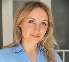 Hannah Engel's Instagram, Twitter & Facebook