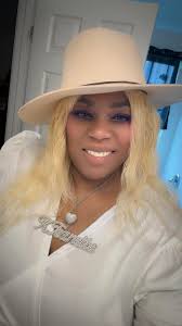 Hallo @everyone Greetings from my side. I am flute keboard and instrumental  Artist working with Garage Band. This is my part time journey. Full Time  Banker ( Service ) Here is my