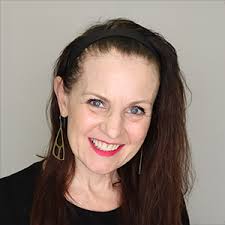 Whitney Bennett's Instagram, Twitter & Facebook