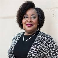 Jackie Ernst's Instagram, Twitter & Facebook