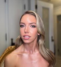 NYC/Miami makeup artist available in Minnesota