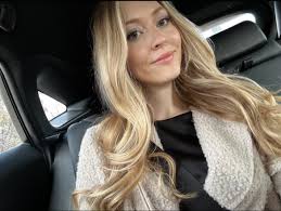 What private rooms are available for rent in downtown Vancouver by June 1st?