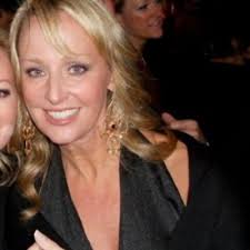 DeeDee Owen-Flood (@deirdre604)