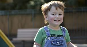 So kann ein mensch mit autismus beispielsweise auf die kleinste berührung mit heftigem. Autistische Storungen Stiftung Gesundheit Gesundheitswissen