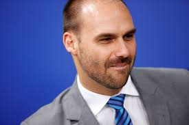 Veja o que pensa Eduardo Bolsonaro, terceiro deputado federal mais votado  em SP
