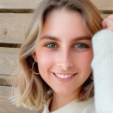 Devin Doran's Instagram, Twitter & Facebook