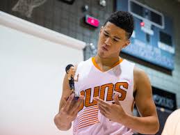 Search more high quality free transparent png images on pngkey.com and share it with your friends. Demar Derozan Wallpaper Iphone New Wallpapers