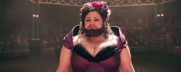 Résultat de recherche d'images pour "the greatest show man the woman with beard"
