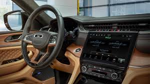 20 x 8.0 polished/tech gray aluminum, slate blue pearlcoat. 2021 Jeep Grand Cherokee L Sounds Great Literally Jeep Dealer