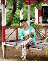 Jas tutup atau baju jas yang menutup leher. 9 Nama Baju Adat Betawi Yang Perlu Kamu Ketahui Kudu Tau Nih