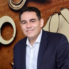 Leandro Cruz Email & Phone Number