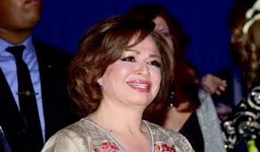 في عام 1982 حصلت على بكالوريوس من «معهد الفنون المسرحية» قسم تمثيل، بدأت حياتها الفنية عندما قدمها المخرج كمال ياسين في مسرحية حورية من المريخ بدأت حياتها السينمائية في السبعينات القرن العشرين من خلال. Ù…ØªØ§Ø¨Ø¹ Ù„Ù€ Ø¥Ù„Ù‡Ø§Ù… Ø´Ø§Ù‡ÙŠÙ† Ø±ÙˆØ­ÙŠ Ø§Ø³ØªØ±ÙŠ Ù†ÙØ³Ùƒ Ø¨Ø§Ù„ØµÙˆØ±Ø©