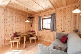 Latemar Ferienwohnung Ritten Wohnen Am Bauernhof In Sudtirol Wohnen Haus Ferienwohnung Sudtirol