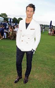 Want to wear a white blazer to work but not sure how to rock it? Wear A T Shirt With A Blazer Falcontailor