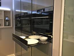 Steam heat will help to keep food moist. Warming Drawers Should You Have One In Your Kitchen