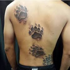 If you are considering to put the skull tattoo. Mind Blowing 3d Bear Paw Tattoo Design On Men Back Body Segerios Com