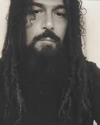 I'm making this post to let the ones hurting or struggling in any way, know  that you are not alone and you are absolutely loved! Keep your love alive!  DM me if