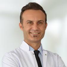 Göz Doktoru Doç. Dr. Deniz Kılıç