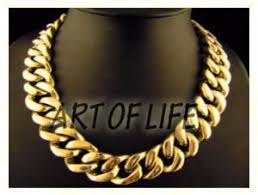 The epitome of street swagger, each one of our men's gold chains comes in a variety of styles to match your mood. Pin By Christian Gaines On Dreamms Buy Necklace Necklace Womens Necklaces