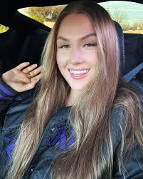 Gloria Prince's Instagram, Twitter & Facebook