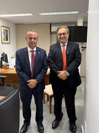 Álvaro - Em Brasília, visitando e tendo uma boa conversa com o senador Rogério  Marinho, que vem se destacando como uma das grandes vozes nacionais no  Senado da República, atuando com firmeza