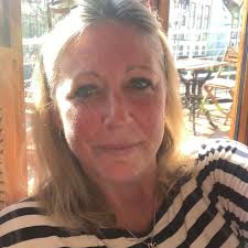 Secondary schools for in year transfer for 13 year old.. currently in a  school back in Hampshire but the commute is too much.. she's VERY academic  and the grammar school has no