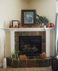 Are You Looking For Some Amazing Ideas For Your New Corner Fireplace Explore The To Corner Fireplace Decor Corner Fireplace Mantels Living Room With Fireplace