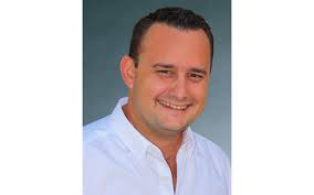 Dual roles for Outrigger's Frederic Chelin